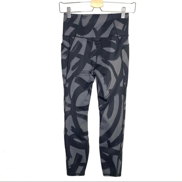 Athleta Tenacity 7/8 tight Brush Strokes - Picture 6 of 9